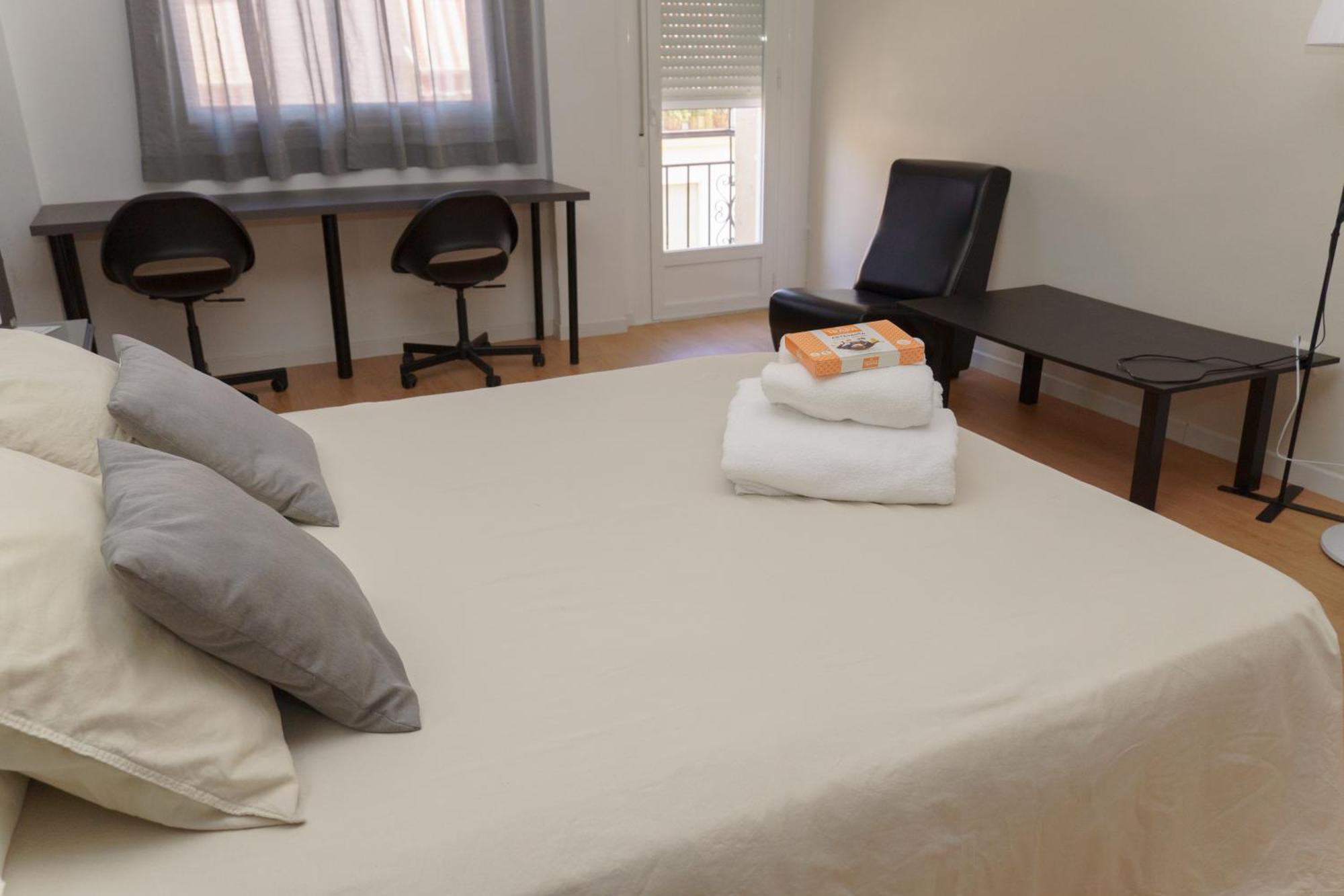 Tu Hogar Desayuno, Parking Y Piscina Incluidos 龙达 外观 照片