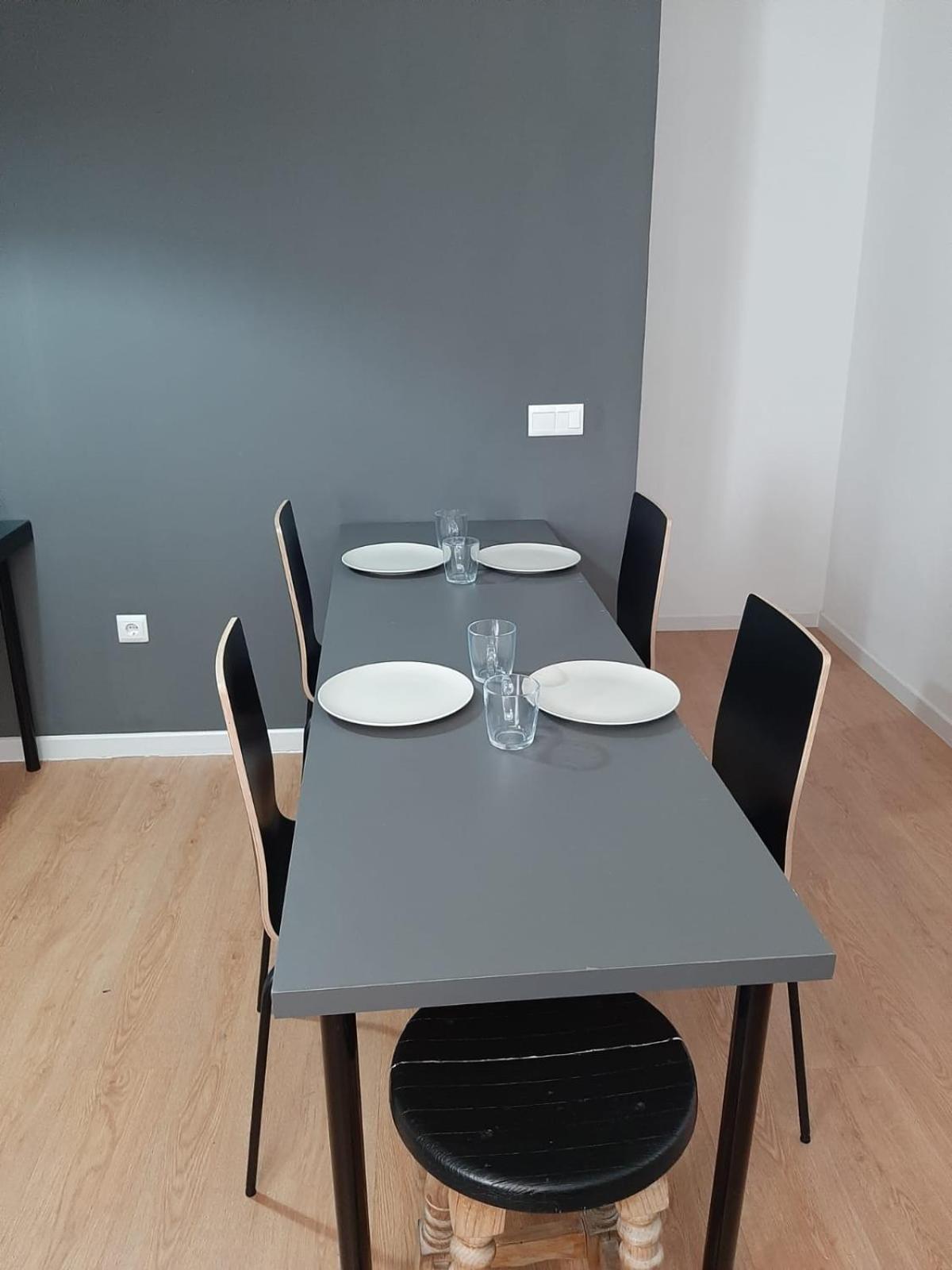 Tu Hogar Desayuno, Parking Y Piscina Incluidos 龙达 外观 照片